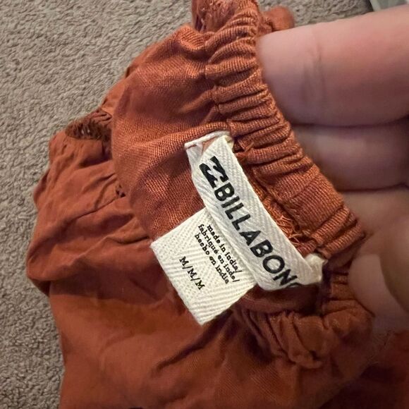 Billabong lace & lies crochet cropped jumpsuit M - Picture 10 of 11